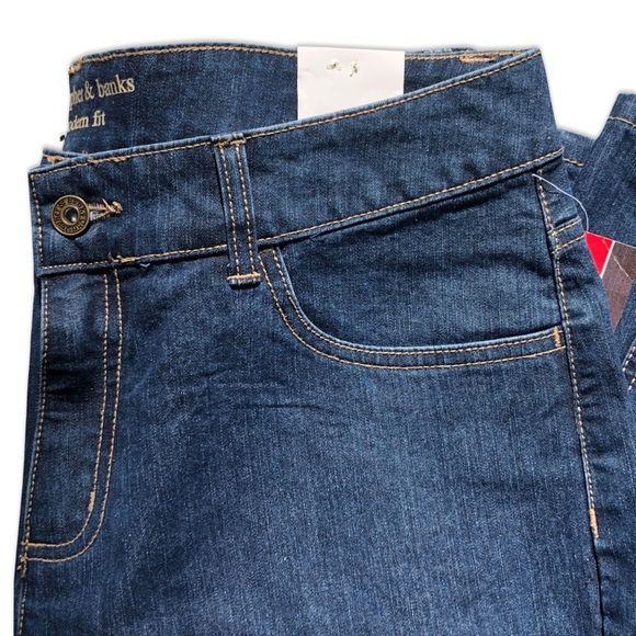 NWT Christopher & Banks 12 Short Modern Fit Dark Wash Boot Cut Jean - Picture 4 of 10